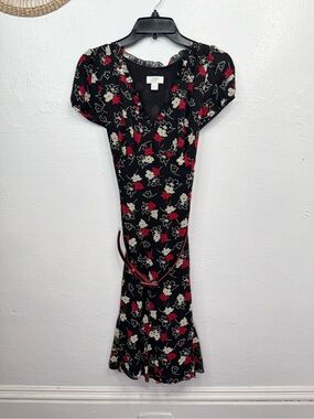 Ann Taylor LOFT Dress Womens Size 10 Black Floral V-Neck Cap Sleeve